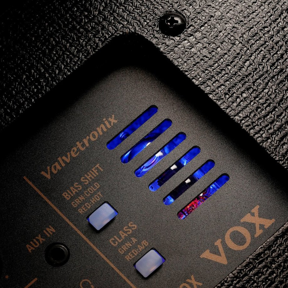 Обзор Vox VT40X