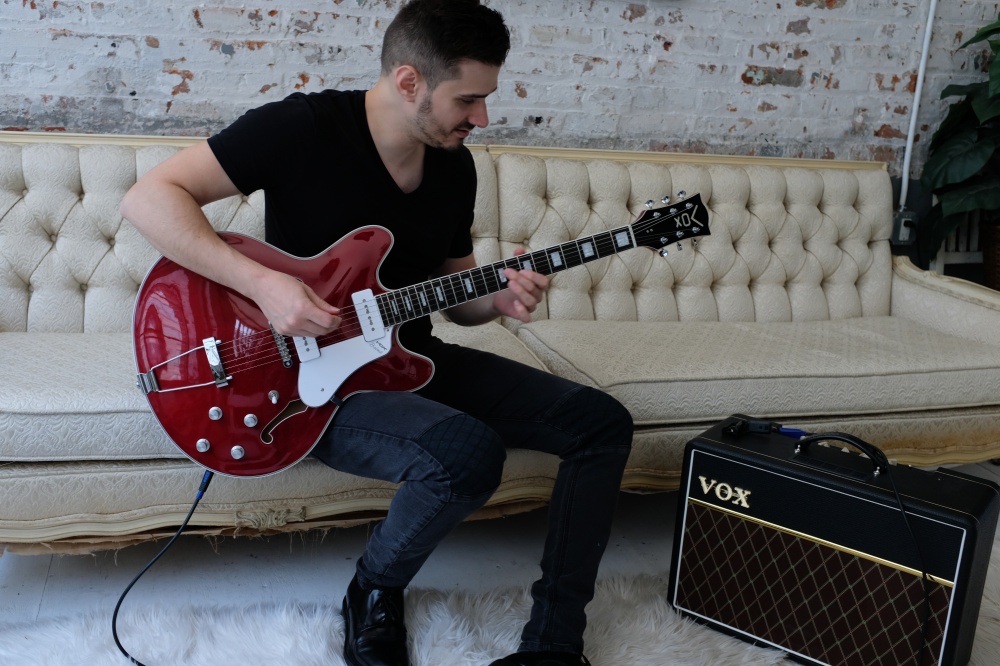 VOX Bobcat – новые полуакустические гитары
